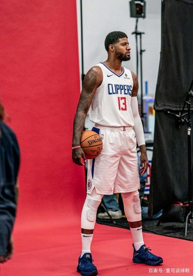 克罗斯获德国联邦十字勋章！告白皇马：伯纳乌永远是我的家（克罗斯荣膺德国联邦十字勋章，表白皇马：伯纳乌永远是我的家）