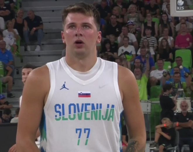 克罗斯谈皇马现状：不要总谈过去，我不需要别人说我想你（克罗斯评皇马近况：别老提过去，我不需要别人对我说想念）