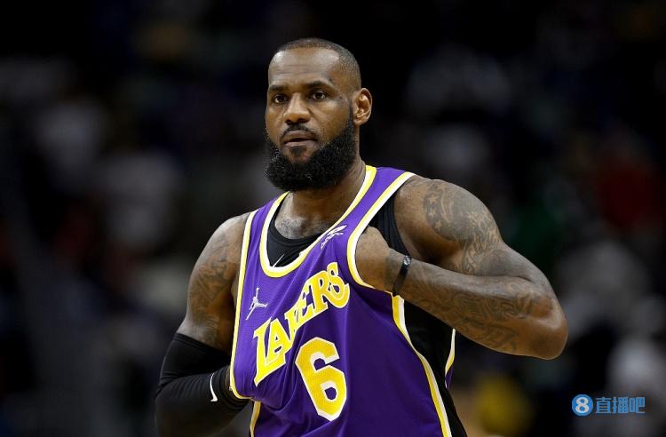 罗体：罗马进球被吹后，克雷莫内塞现场屏幕却一直显示0-2（罗体：罗马进球被判无效，克雷莫内塞主场记分牌仍显示0-2）