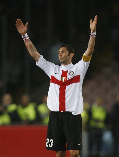 球星刚上场就改变节奏（球星上场瞬间改写节奏）