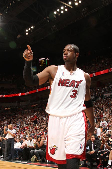 美职联列梅西和穆勒交手记录：梅西3胜7负，非友谊赛仅1胜（美职联公布梅西与穆勒对战数据：梅西3胜7负，正式比赛仅胜1场）