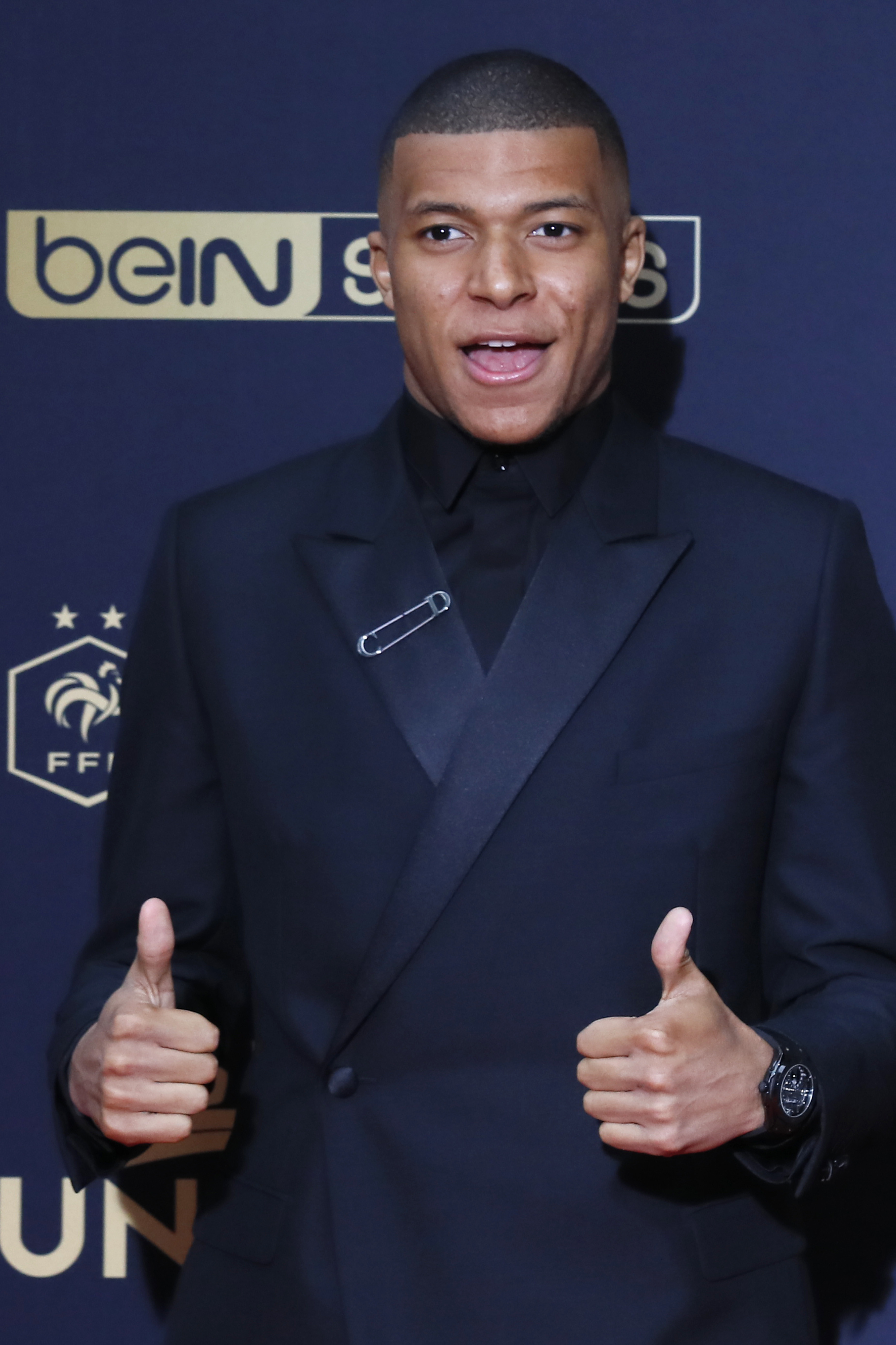 20岁264天！奥莱利是24年来破皇马球门最年轻英超球员（年仅20岁264天，奥莱利成24年来攻破皇马球门最年轻的英超球员）