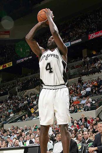 继C罗之后，姆巴佩是第二位单一自然年为皇马进球53+的球员（姆巴佩继C罗之后，成为皇马单一自然年进球53+的第二人）