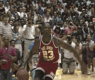 巴洛特利：现在的足球对抗更激烈，我认为自己仍能有出色表现（巴洛特利：当今足球对抗更强，但我依然能踢出高水准）